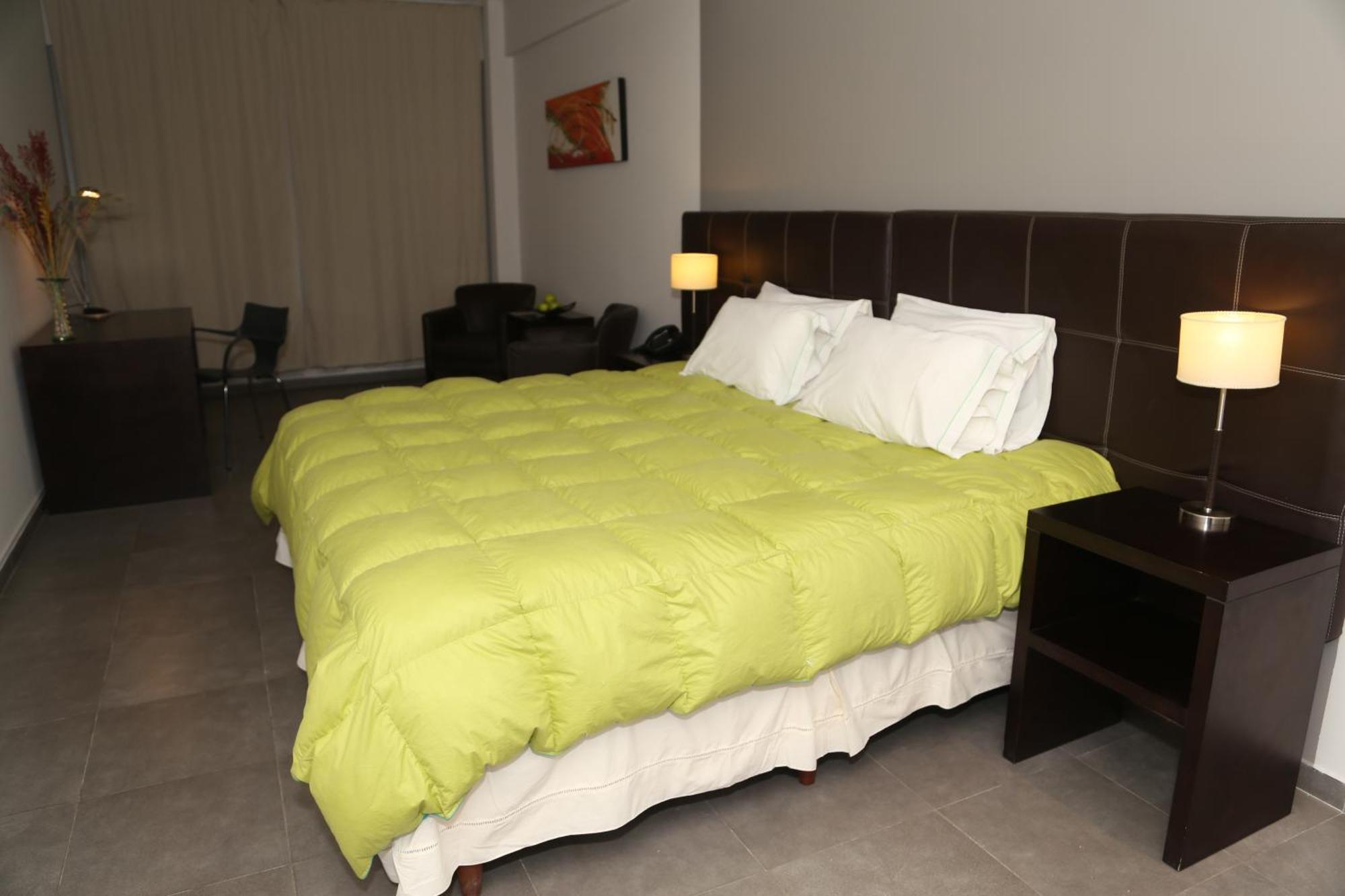 Hotel Neu 354 Неукен Екстер'єр фото