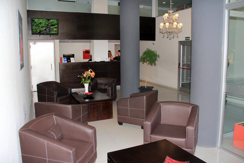 Hotel Neu 354 Неукен Екстер'єр фото